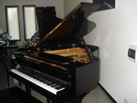 “YAMAHA” PIANOFORTE A  CODA G2- USATO-OCCASIONE!!