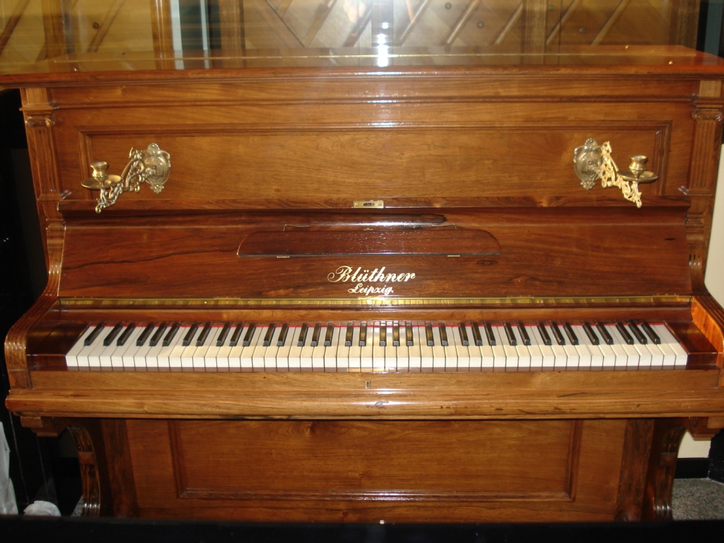 Pianoforte “TEDESCO”- Verticale “BLUTHNER”