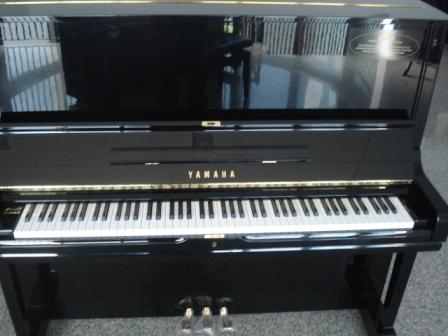 PIANOFORTE “YAMAHA U3”- PIANOFORTI VERTICALI USATI YAMAHA- PIANOFORTI SEMINUOVI- OCCASIONI PIANOFORTI YAMAHA ACUSTICI.