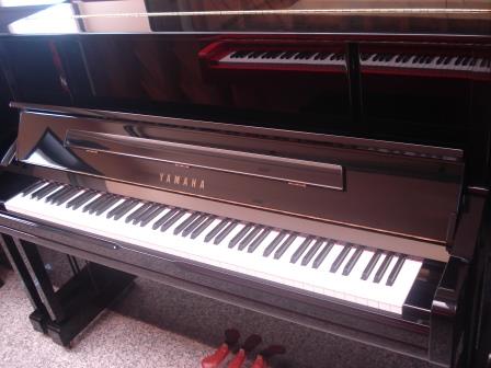 PIANOFORTE YAMAHA U1(YUS) – PIANOFORTI USATI YAMAHA- PIANOFORTI USATI-GARANTITI- YAMAHA.