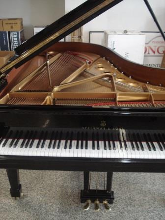 STEIWAY & SONS- MODELLO B- USATO- OCCASIONE-PIANOFORTI VENEZIA..