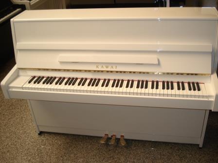 PIANOFORTE KAWAI-BIANCO LUCIDO “K-15E”-CONSEGNA TUTTA ITALIA-PIANOFORTI ROMA-MILANO-TRIESTE-VERONA-VICENZA-ROVIGO-TREVISO-VENEZIA-PADOVA..