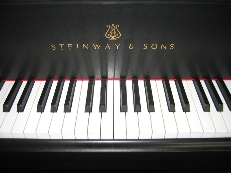 Steinway & Sons: pianoforti come combinazione di artigianalità e innovazione